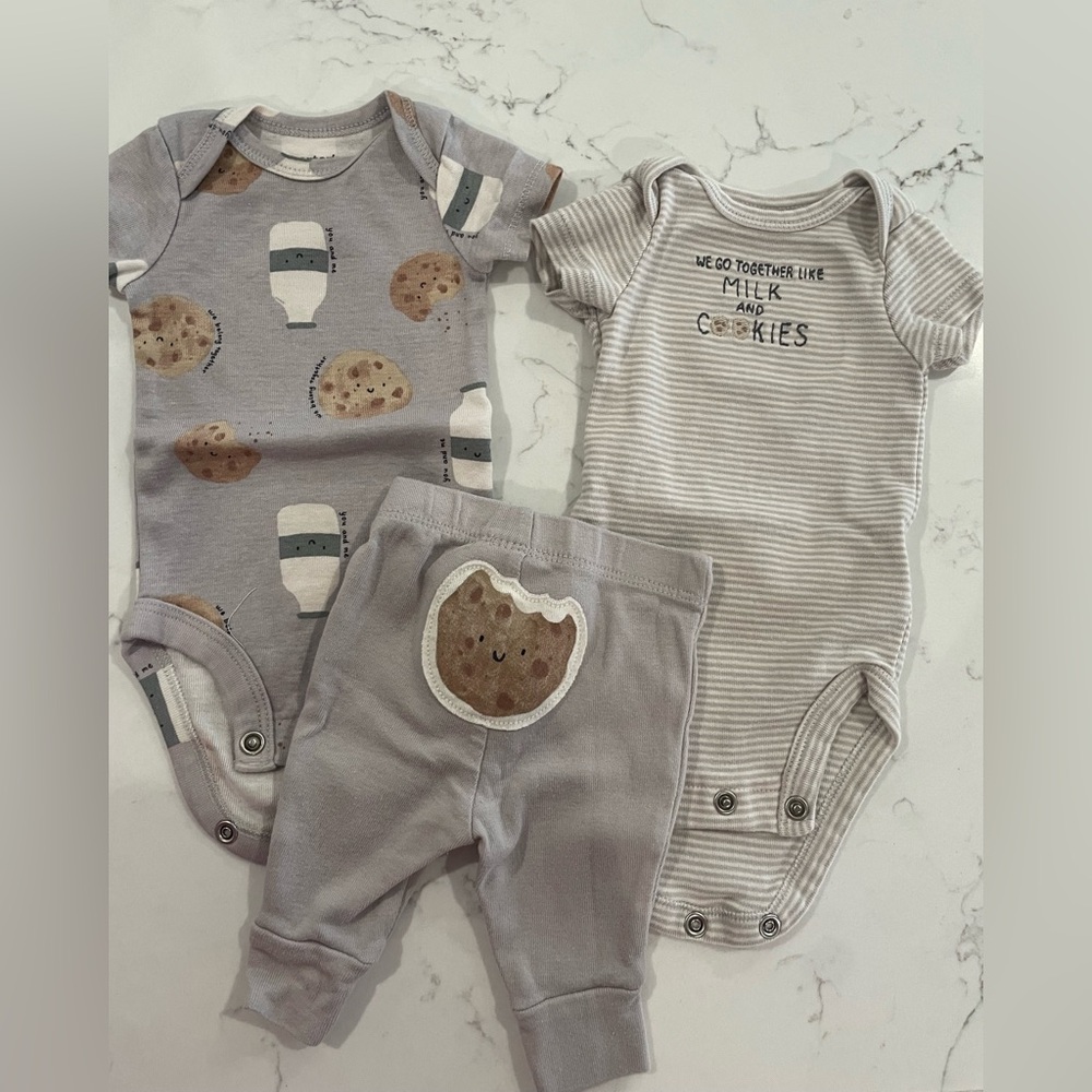 Carter's Cookie-Themed matching Set 🍪